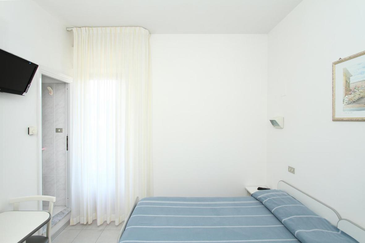 Hotel La Maestra Гротамаре Стая снимка